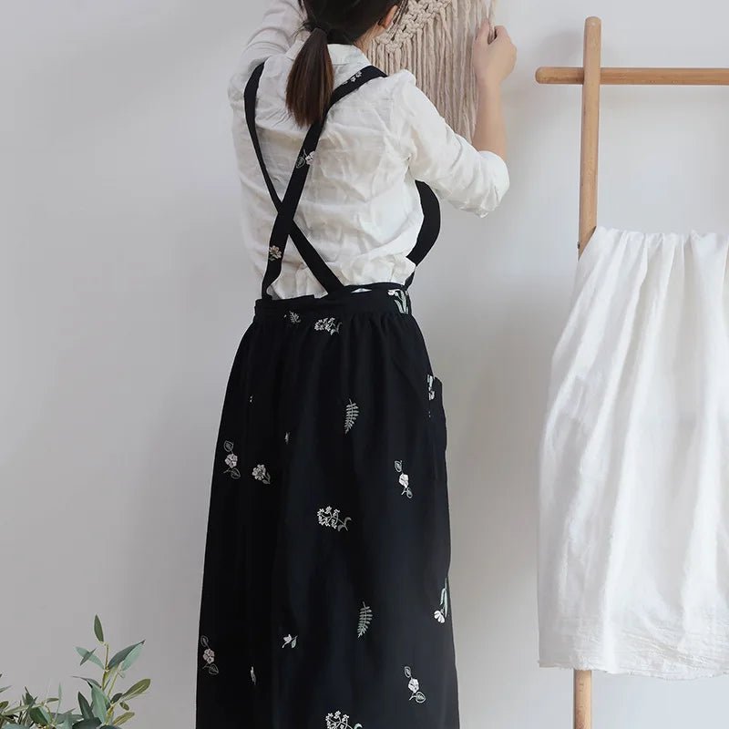 Cottage Pinafore Apron – Cross - Back Cotton Dress with Deep Pockets - The Tradwife
