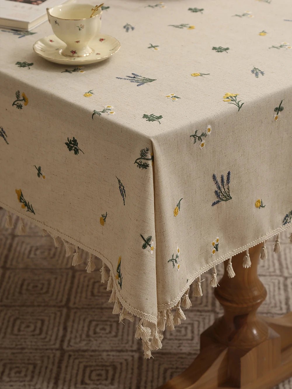 Vintage Floral Embroidered Tablecloth - The Tradwife
