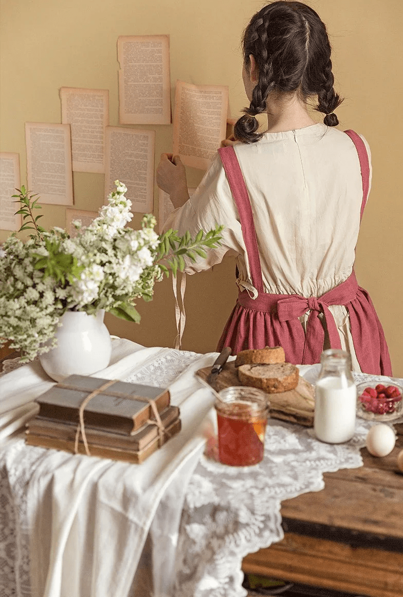 Vintage Ruffle Linen Apron – Rustic Rose Cotton Blend for Homemaking & Gardening - The Tradwife