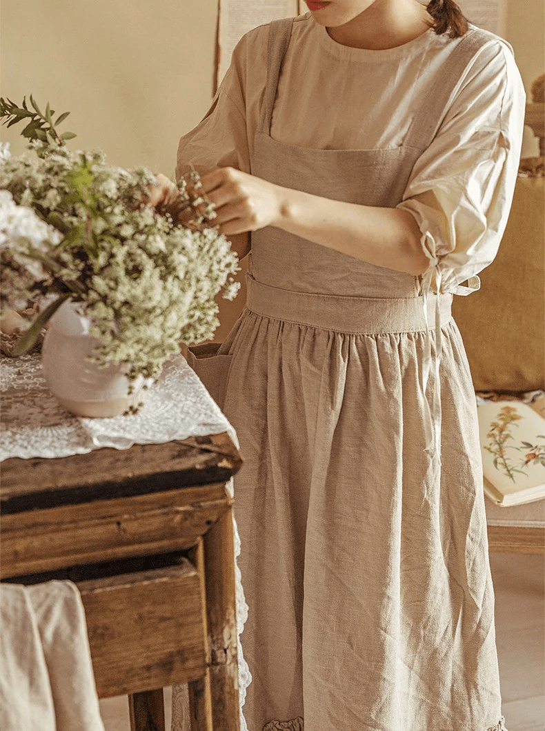 Vintage Ruffle Linen Apron – Rustic Rose Cotton Blend for Homemaking & Gardening - The Tradwife