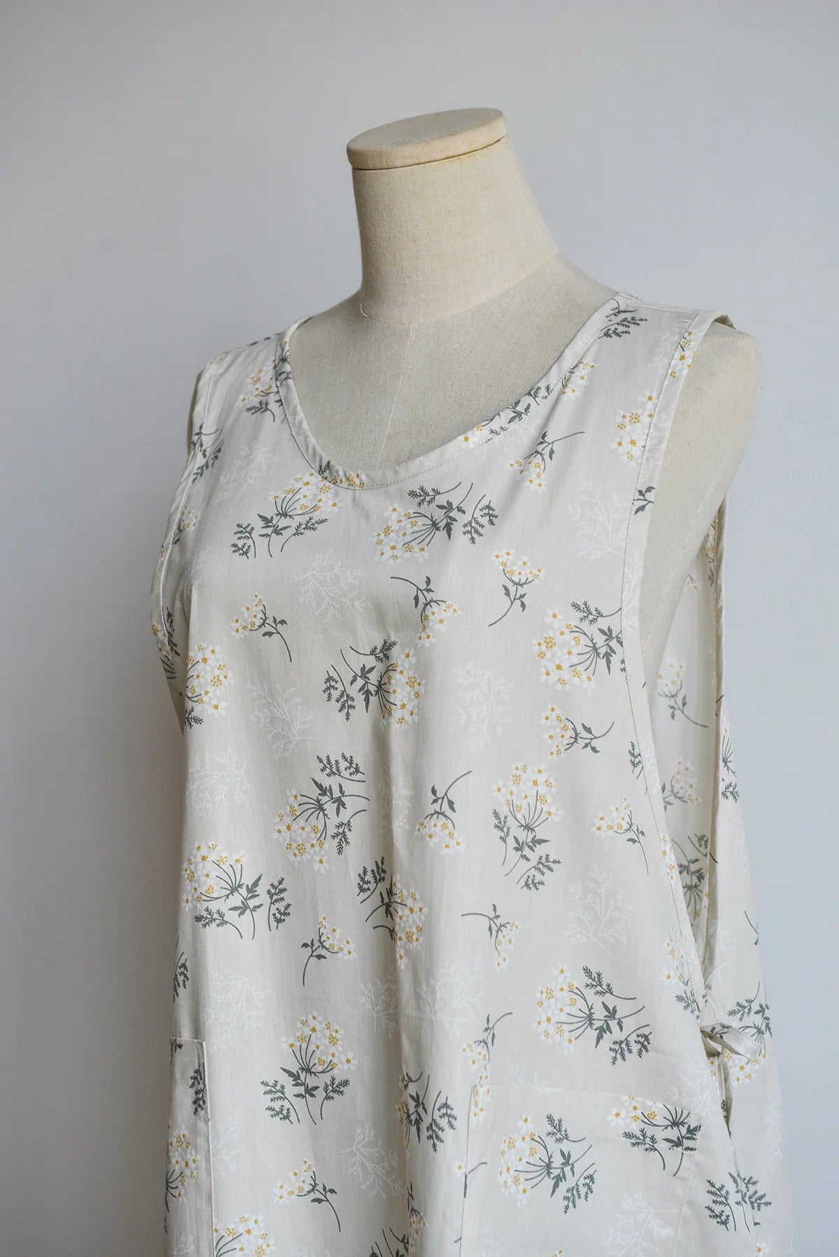 100% Cotton Waterproof Apron – Japanese - Inspired - The Tradwife
